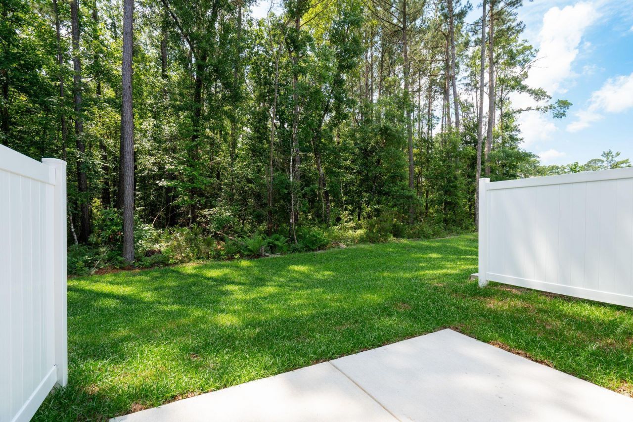 1056 Crescent Cove Lane Photo 26