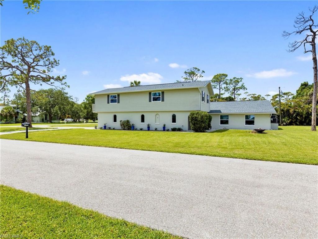 3704 Blue Heron Dr, Fort Myers, FL 33908 Photo