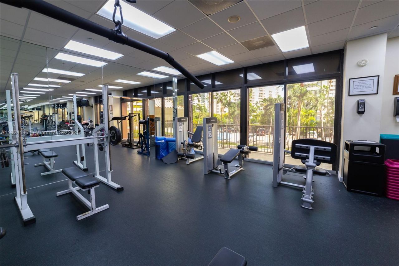 1450 Brickell Bay Dr, Unit 311, Miami, FL 33131 Photo