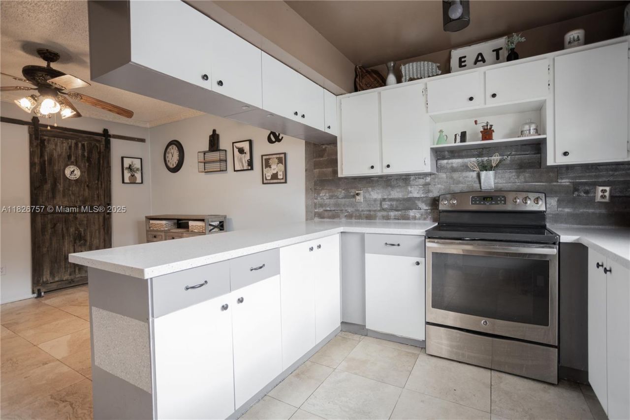 14260 SW 94th Cir Ln, Unit 104, Miami, FL 33186 Photo