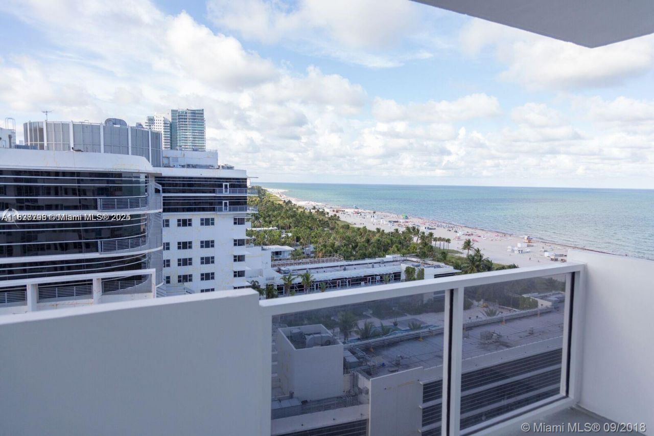100 Lincoln Rd, Unit 1429, Miami Beach, FL 33139 Photo