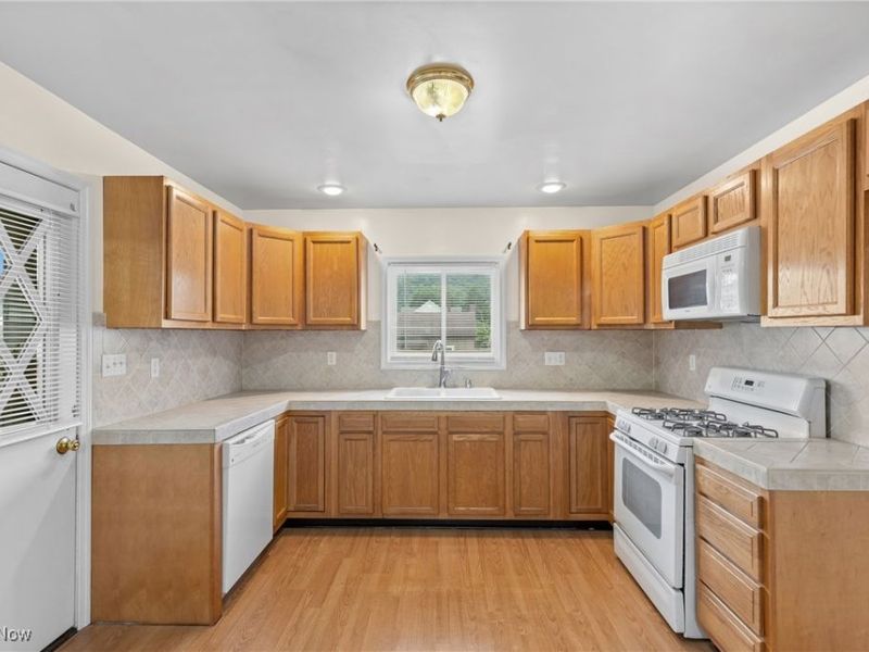 3480 Central Avenue, Shadyside, OH 43947 Photo 10