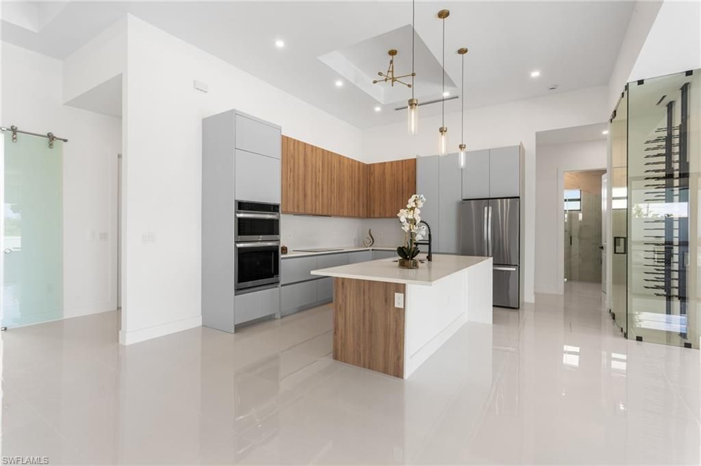 10 SW 33rd Ave, Cape Coral, FL 33991 Photo