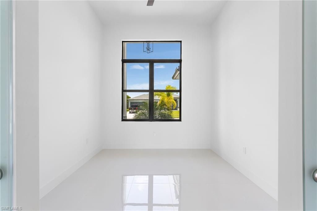 10 SW 33rd Ave, Cape Coral, FL 33991 Photo