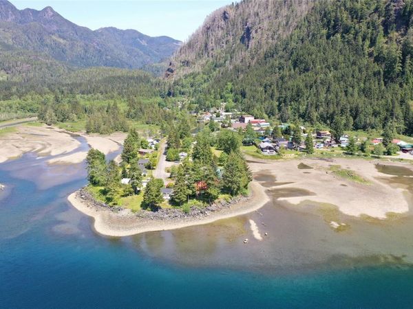 315 Pandora Cres, Zeballos, BC V0P 2A0