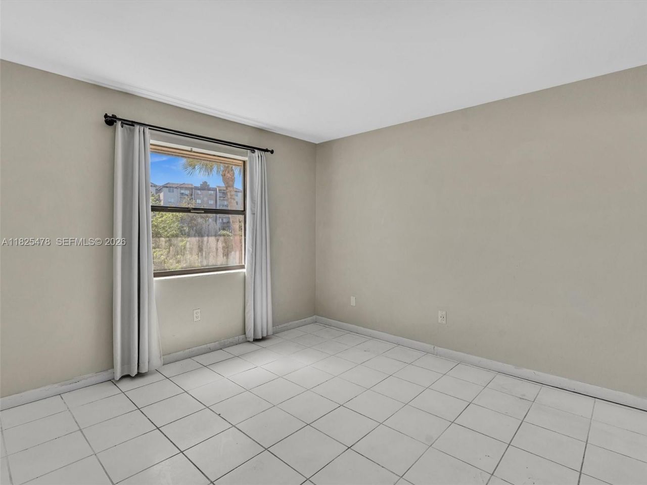 7670 SW 152nd Ave, Unit 1-202, Miami, FL 33193 Photo