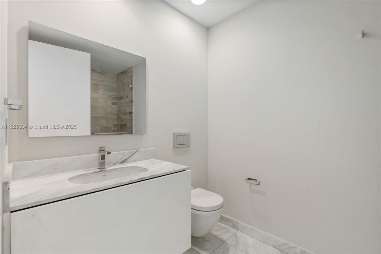 10203 Collins Ave, Unit 1603, Bal Harbour, FL 33154 Photo