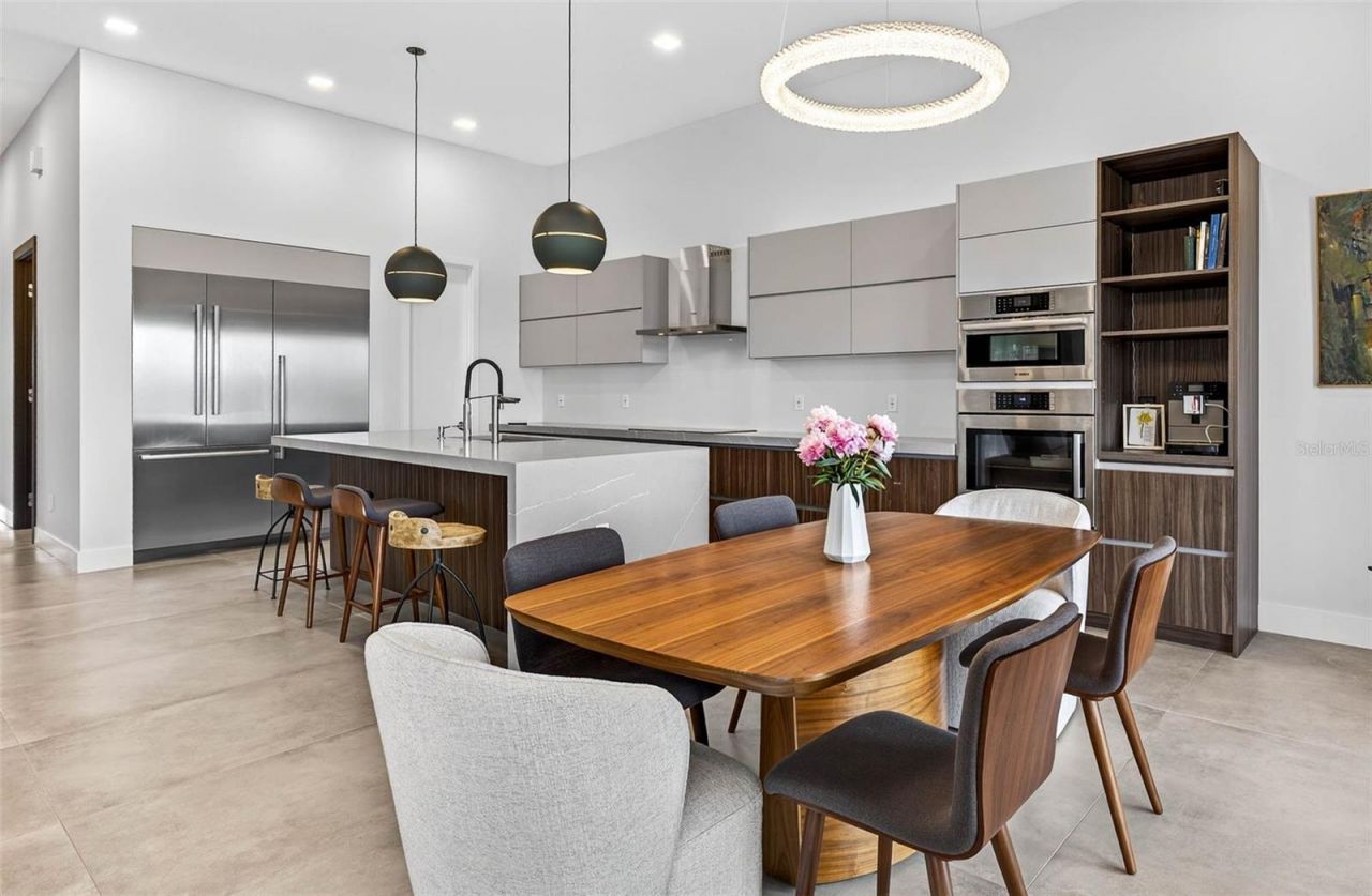 131 Forest Hills Drive, Redington Shores, FL 33708 Photo