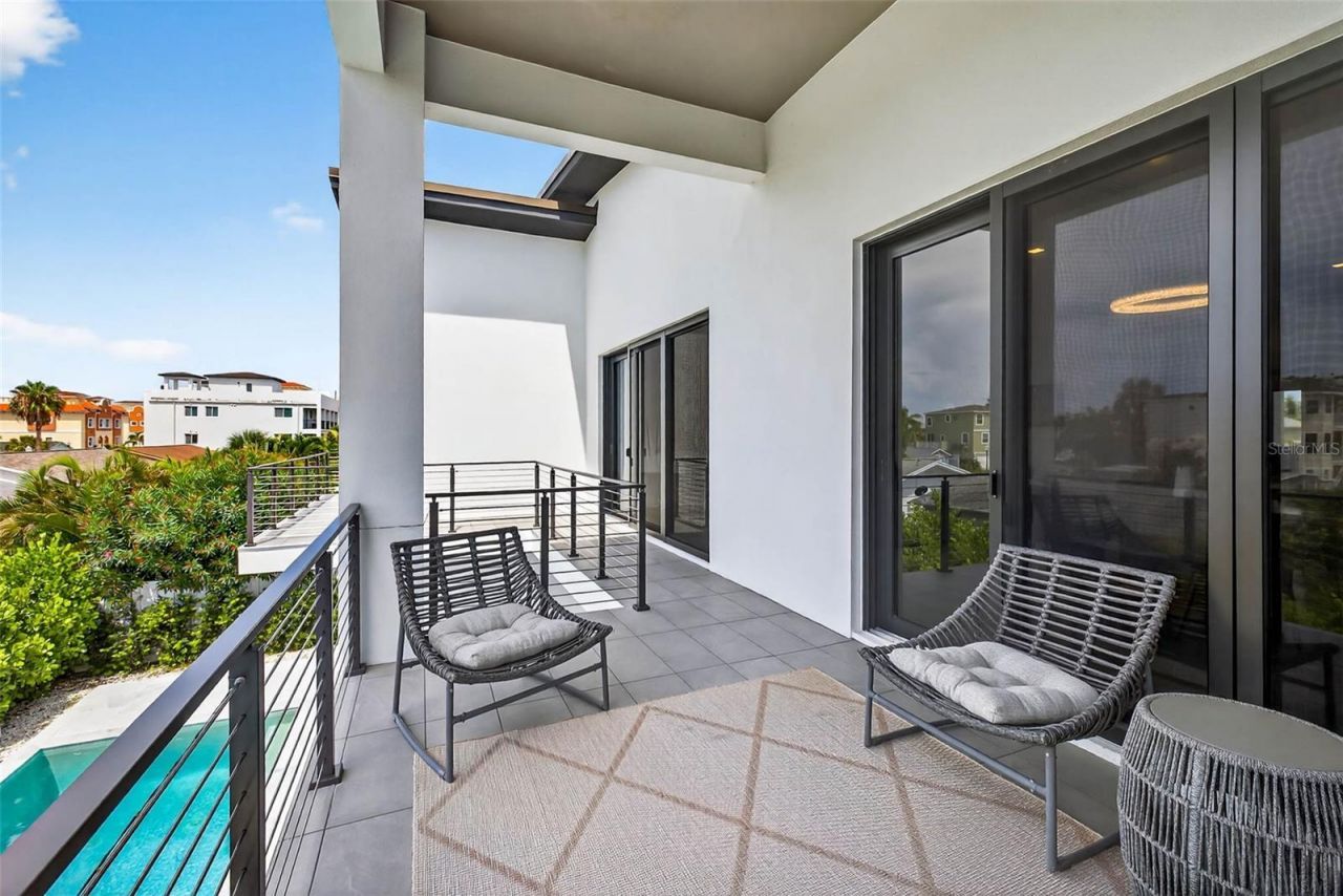 131 Forest Hills Drive, Redington Shores, FL 33708 Photo