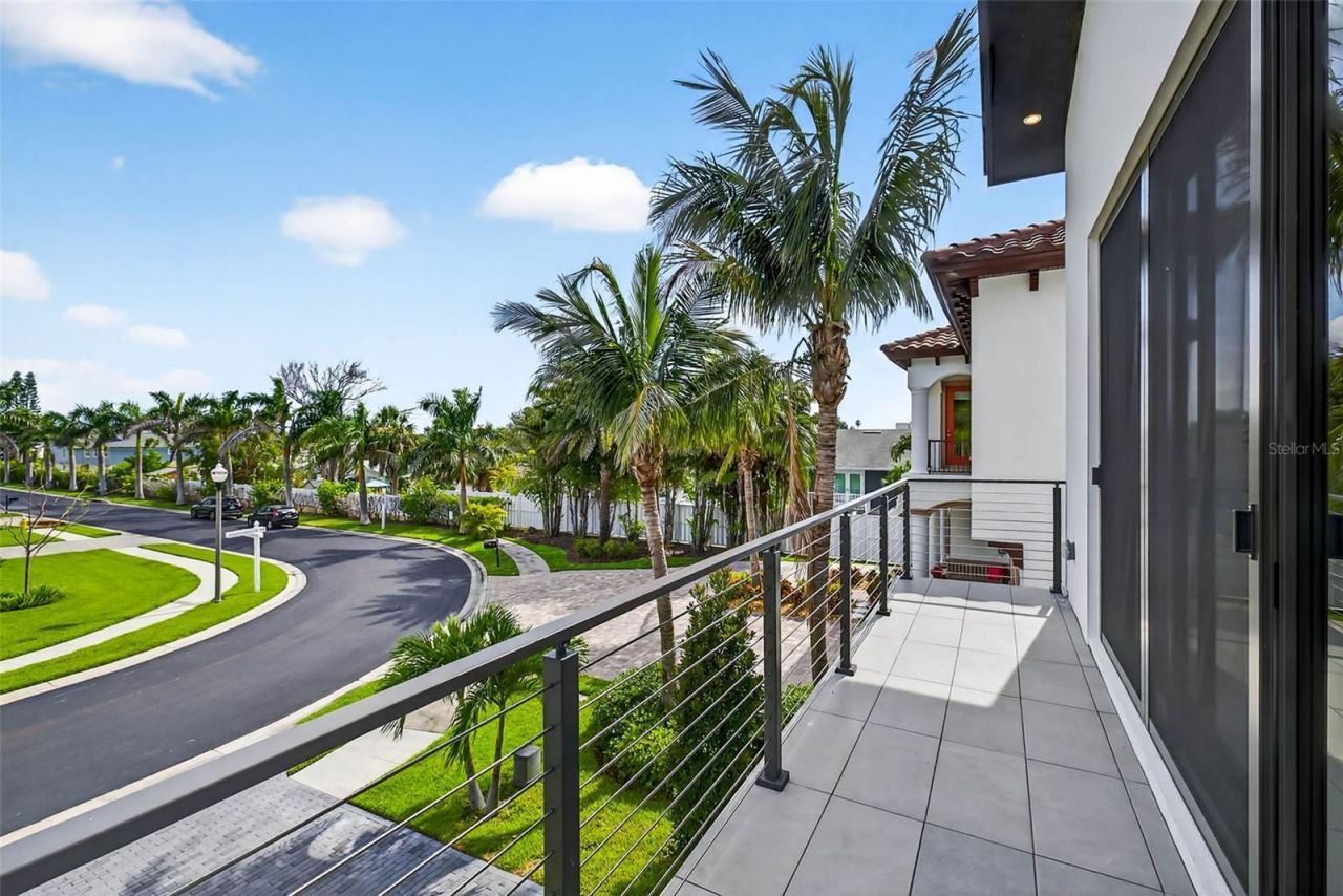 131 Forest Hills Drive, Redington Shores, FL 33708 Photo