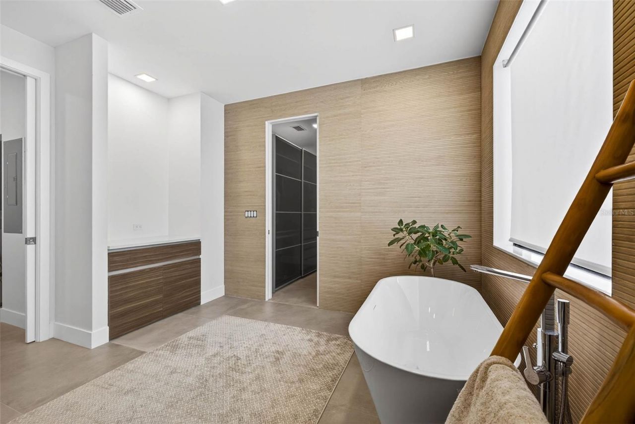 131 Forest Hills Drive, Redington Shores, FL 33708 Photo