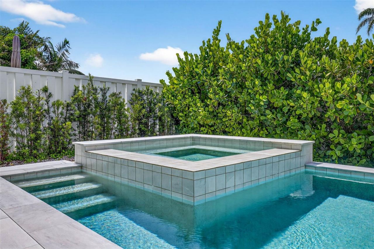 131 Forest Hills Drive, Redington Shores, FL 33708 Photo