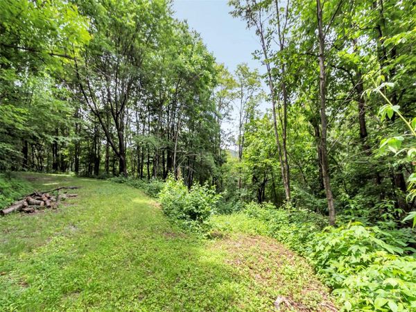 32 Sallywood Trail, Waynesville, NC 28785