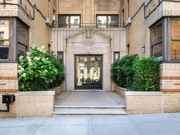 251 Seaman Avenue, Unit 6A, New York (Manhattan), NY 10034