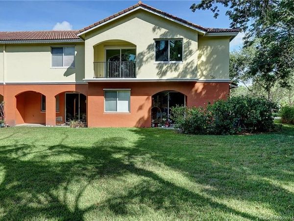 53 SE Sedona Circle, Unit 201, Stuart, FL 34994