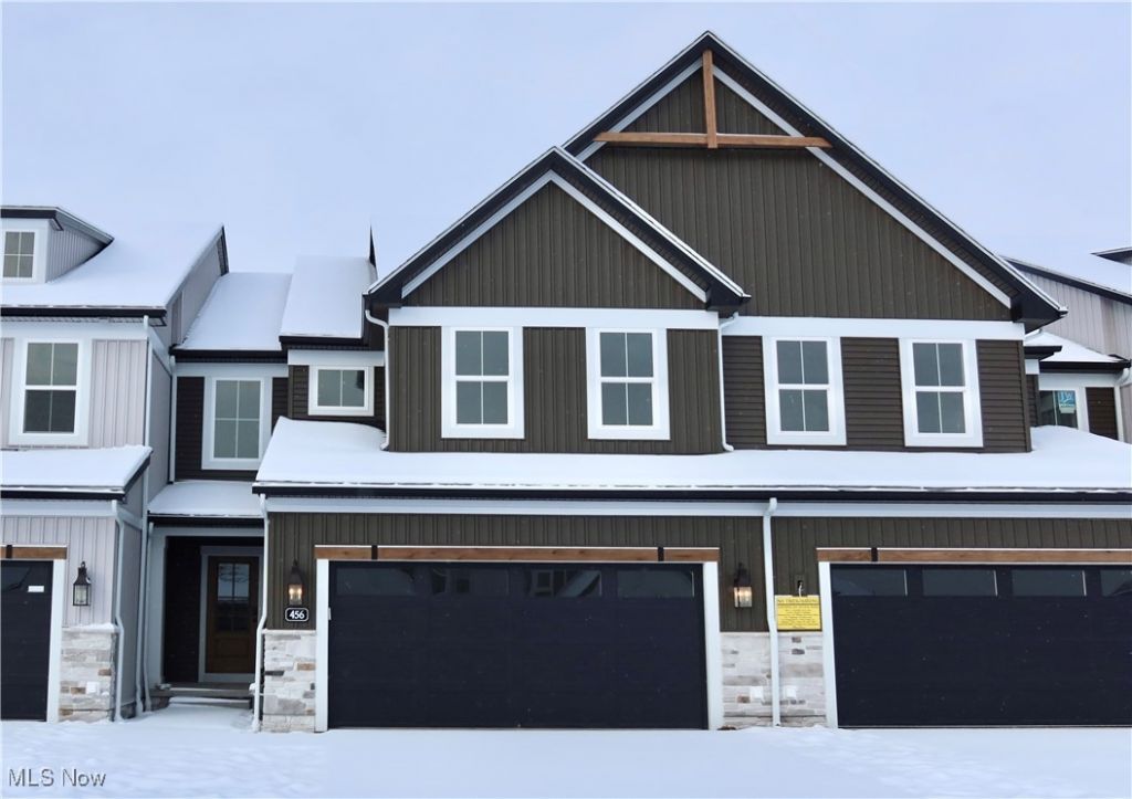 456 Bordeaux Boulevard, Broadview Heights, OH 44147 Main Photo