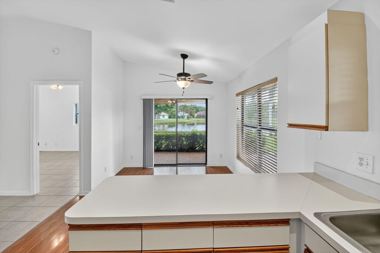 73 Via De Casas Norte, Boynton Beach, FL 33426 Photo