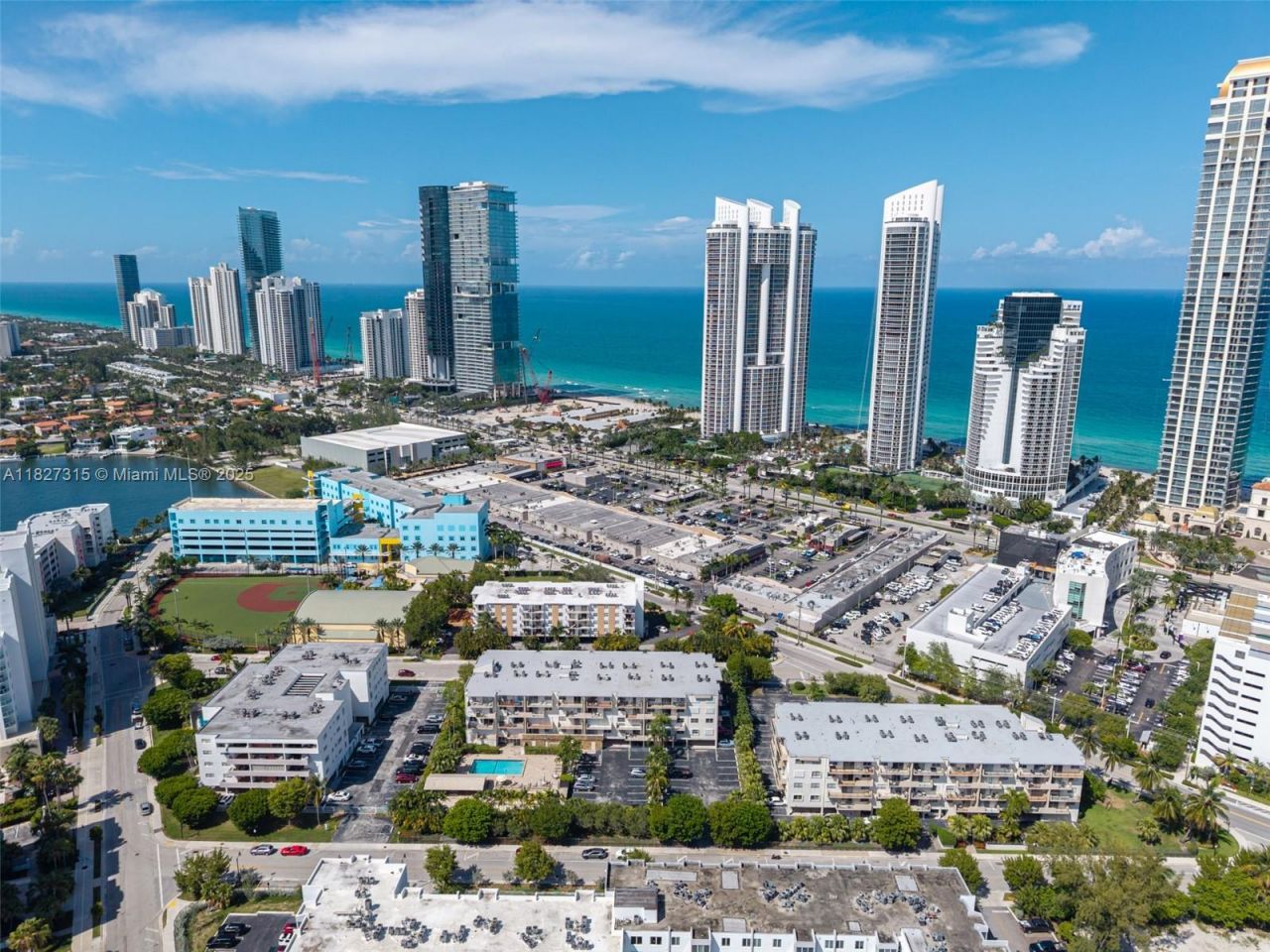 250 NE 181st Dr, Unit 107, Sunny Isles Beach, FL 33160 Photo