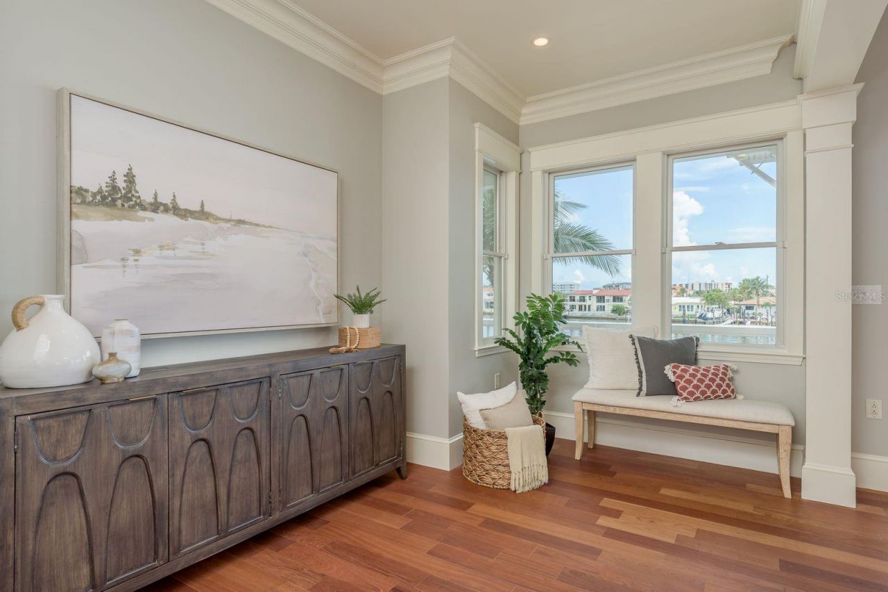 442 Midway Island, Clearwater Beach, FL 33767 Photo