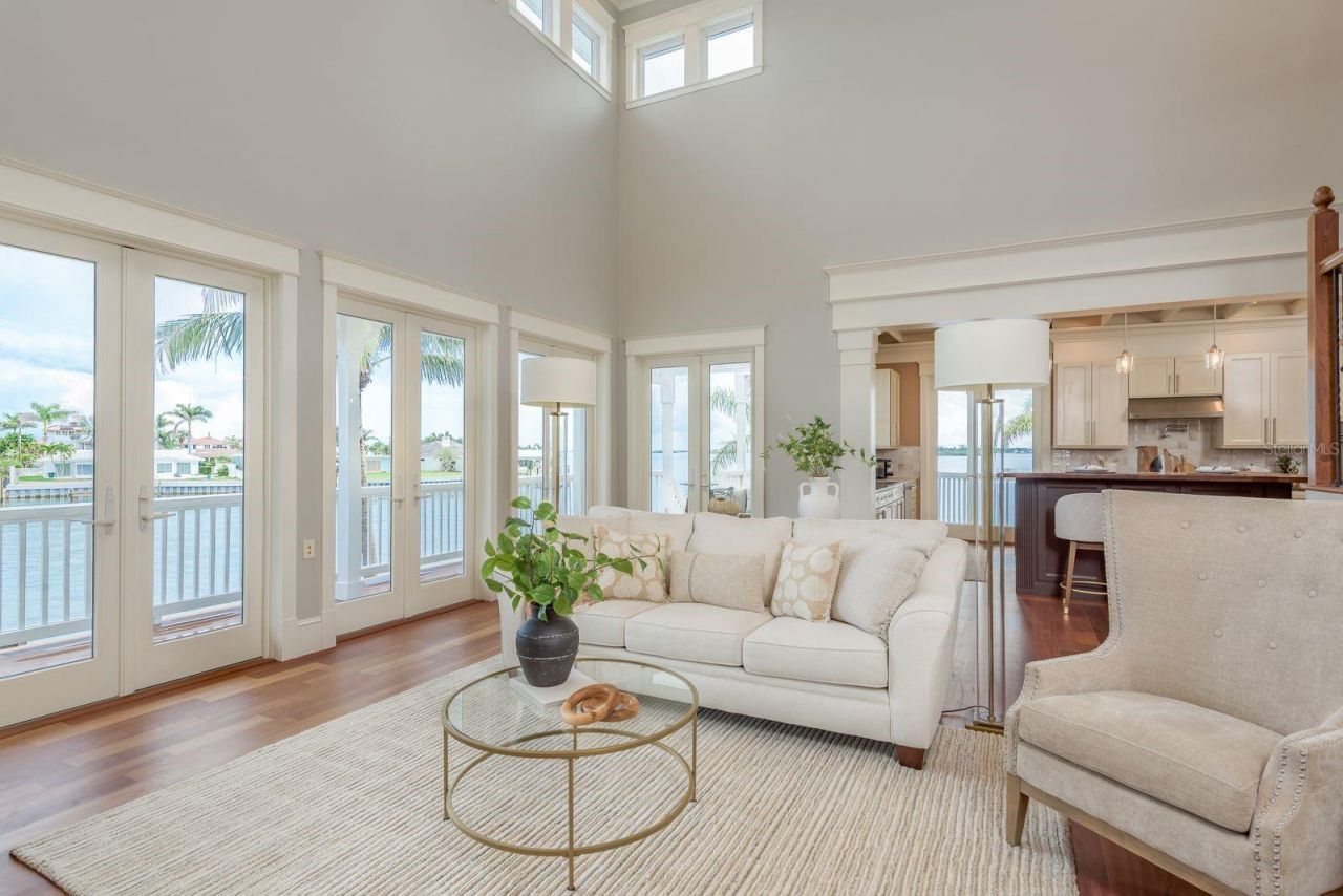 442 Midway Island, Clearwater Beach, FL 33767 Photo