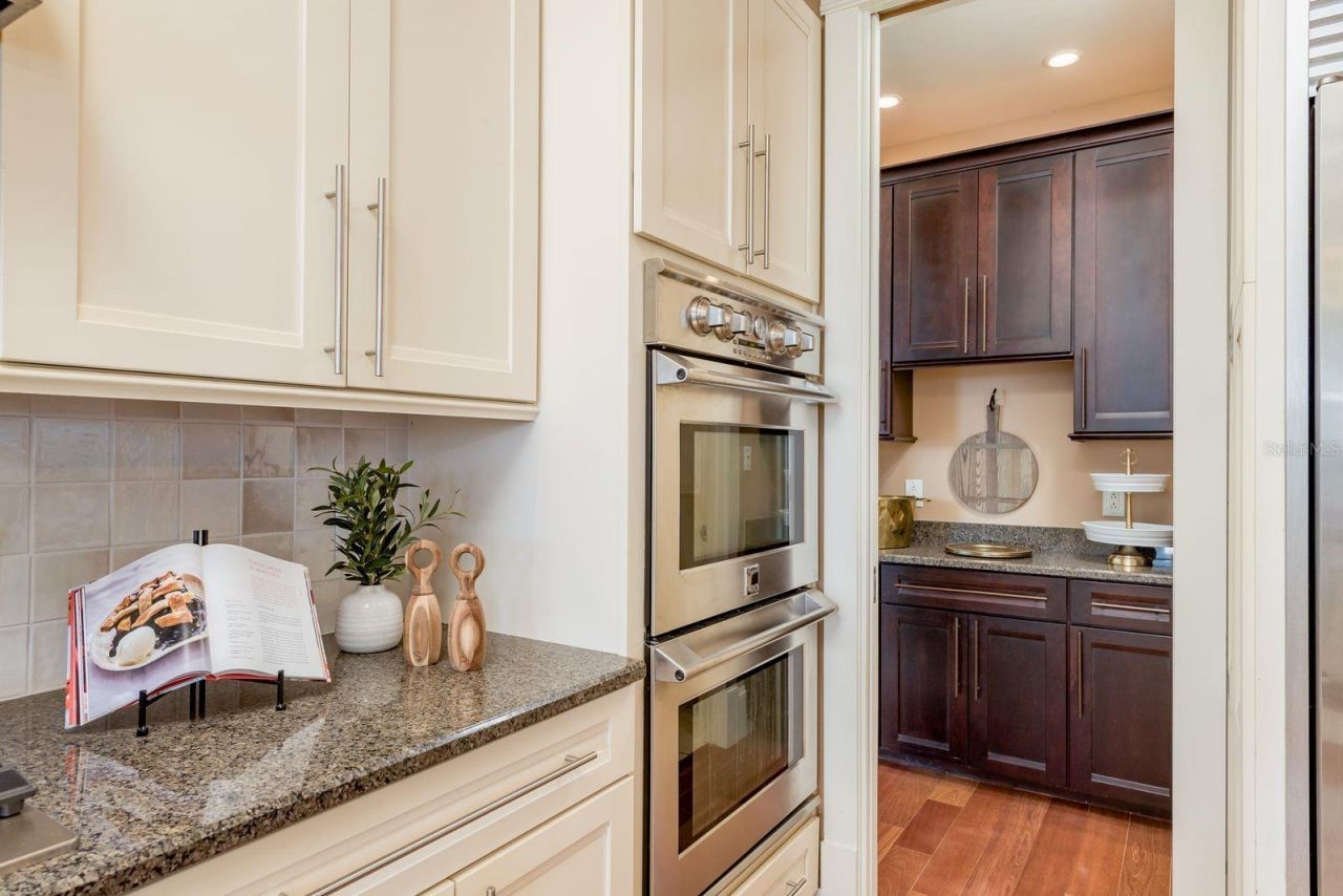 442 Midway Island, Clearwater Beach, FL 33767 Photo