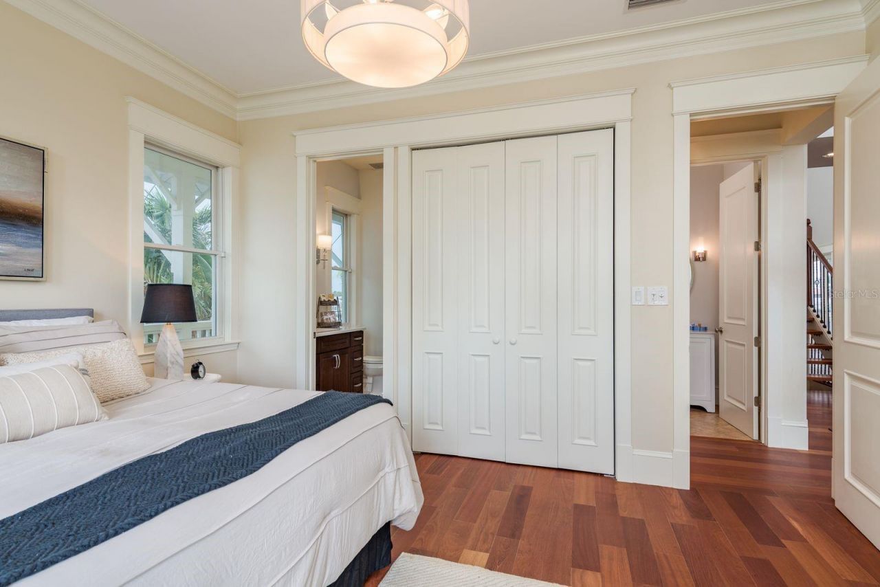 442 Midway Island, Clearwater Beach, FL 33767 Photo