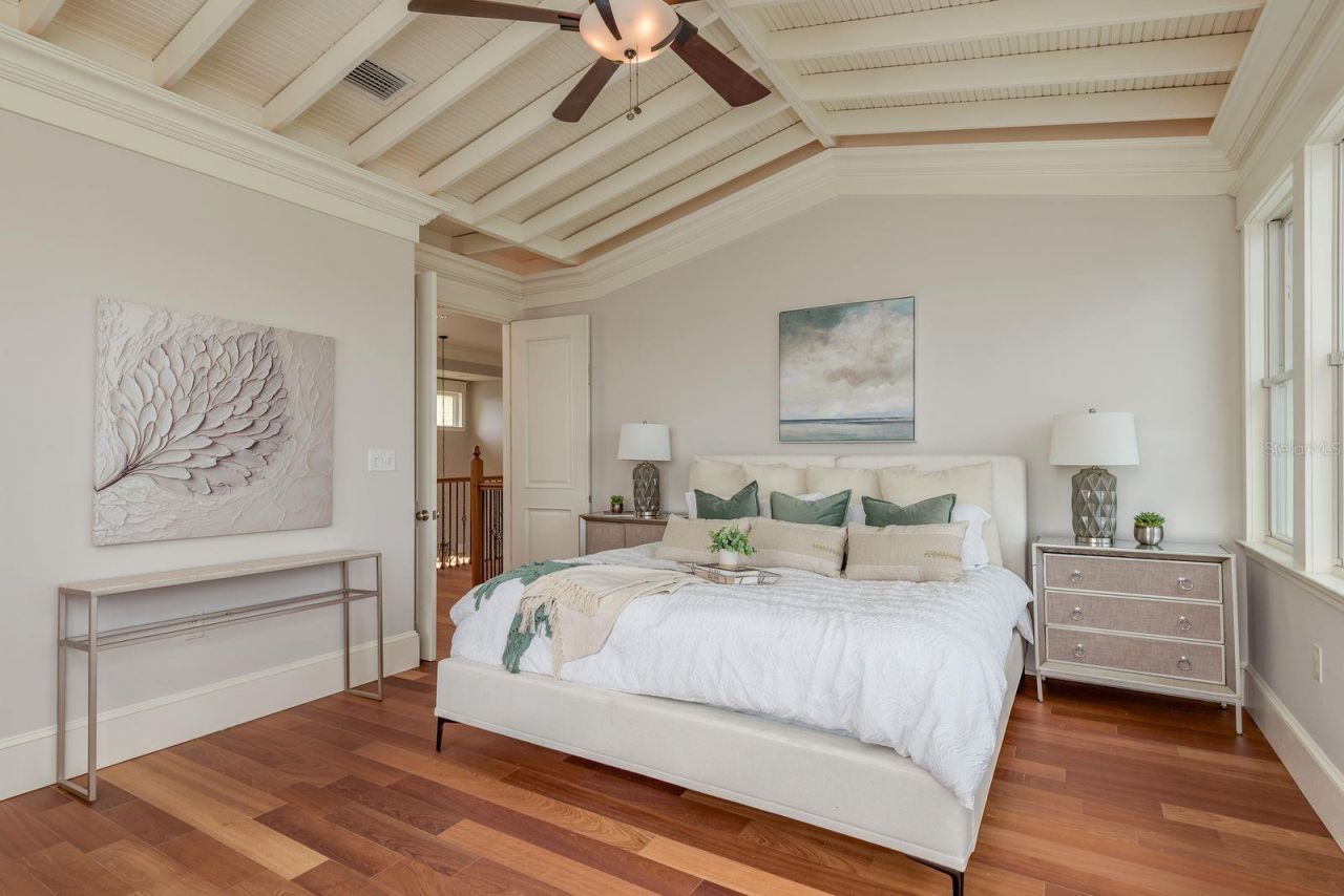 442 Midway Island, Clearwater Beach, FL 33767 Photo