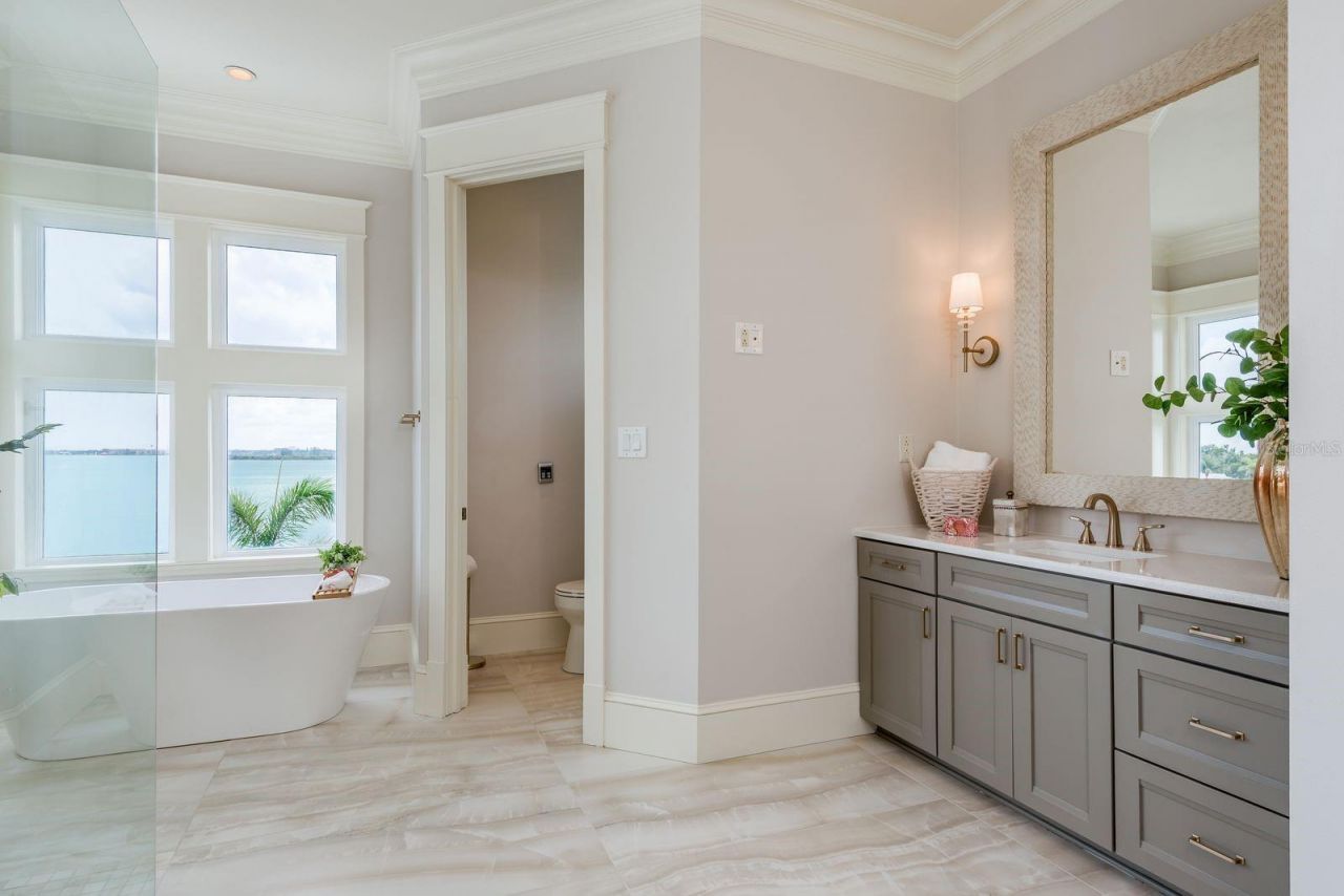 442 Midway Island, Clearwater Beach, FL 33767 Photo