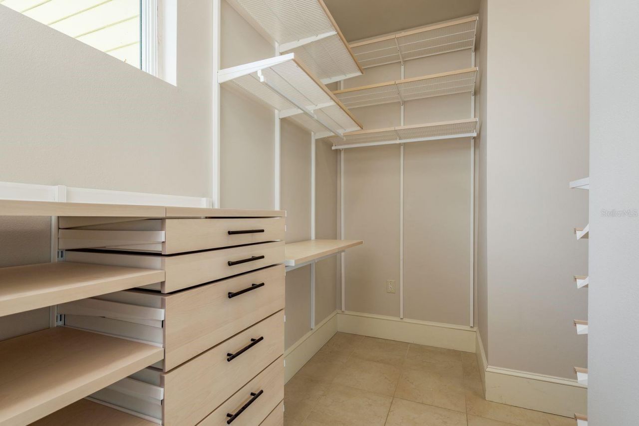 442 Midway Island, Clearwater Beach, FL 33767 Photo