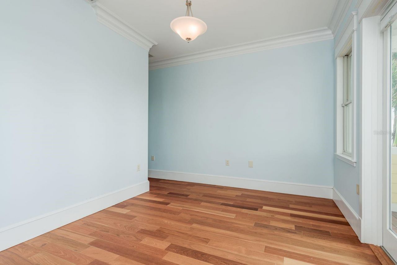 442 Midway Island, Clearwater Beach, FL 33767 Photo