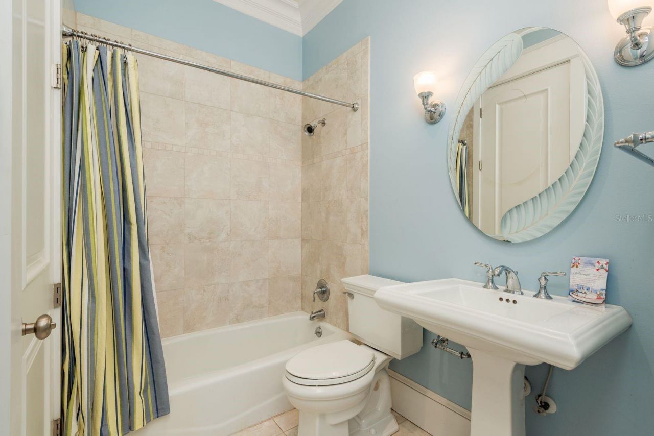 442 Midway Island, Clearwater Beach, FL 33767 Photo