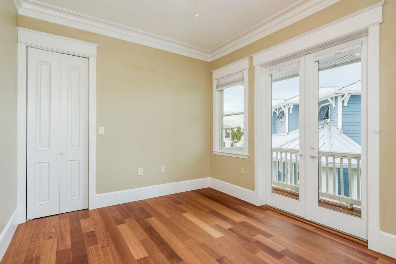 442 Midway Island, Clearwater Beach, FL 33767 Photo