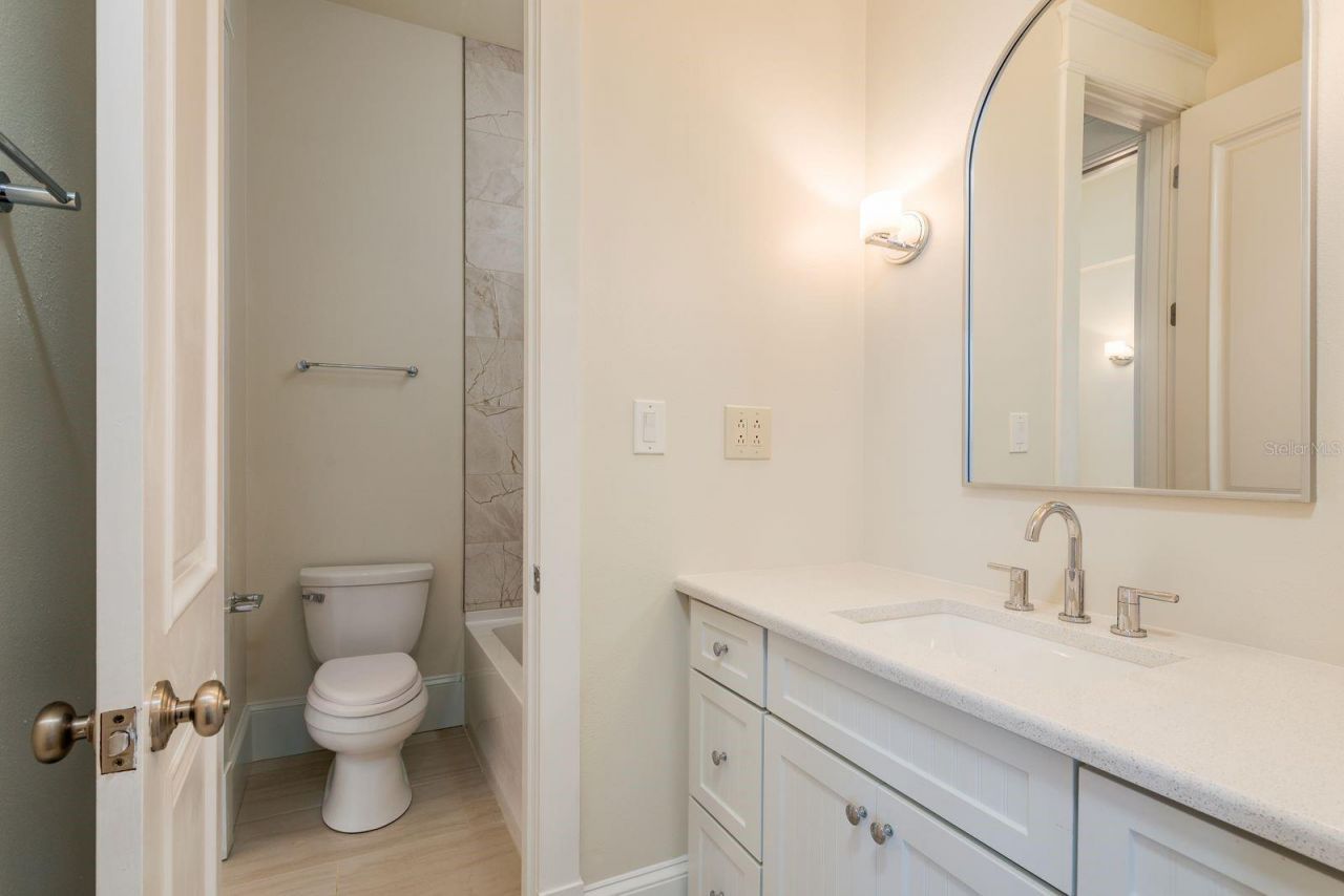 442 Midway Island, Clearwater Beach, FL 33767 Photo