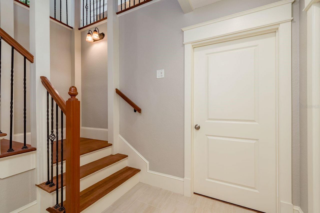 442 Midway Island, Clearwater Beach, FL 33767 Photo