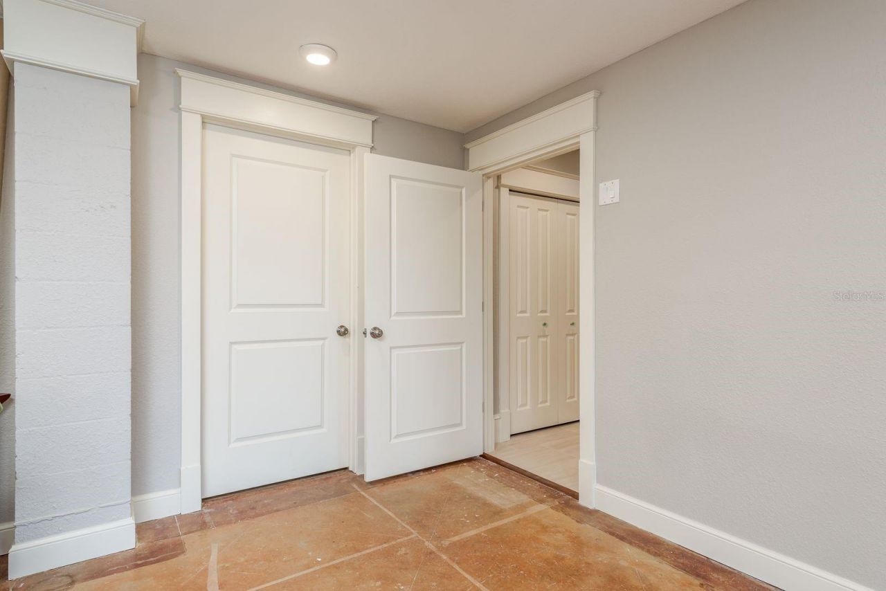 442 Midway Island, Clearwater Beach, FL 33767 Photo