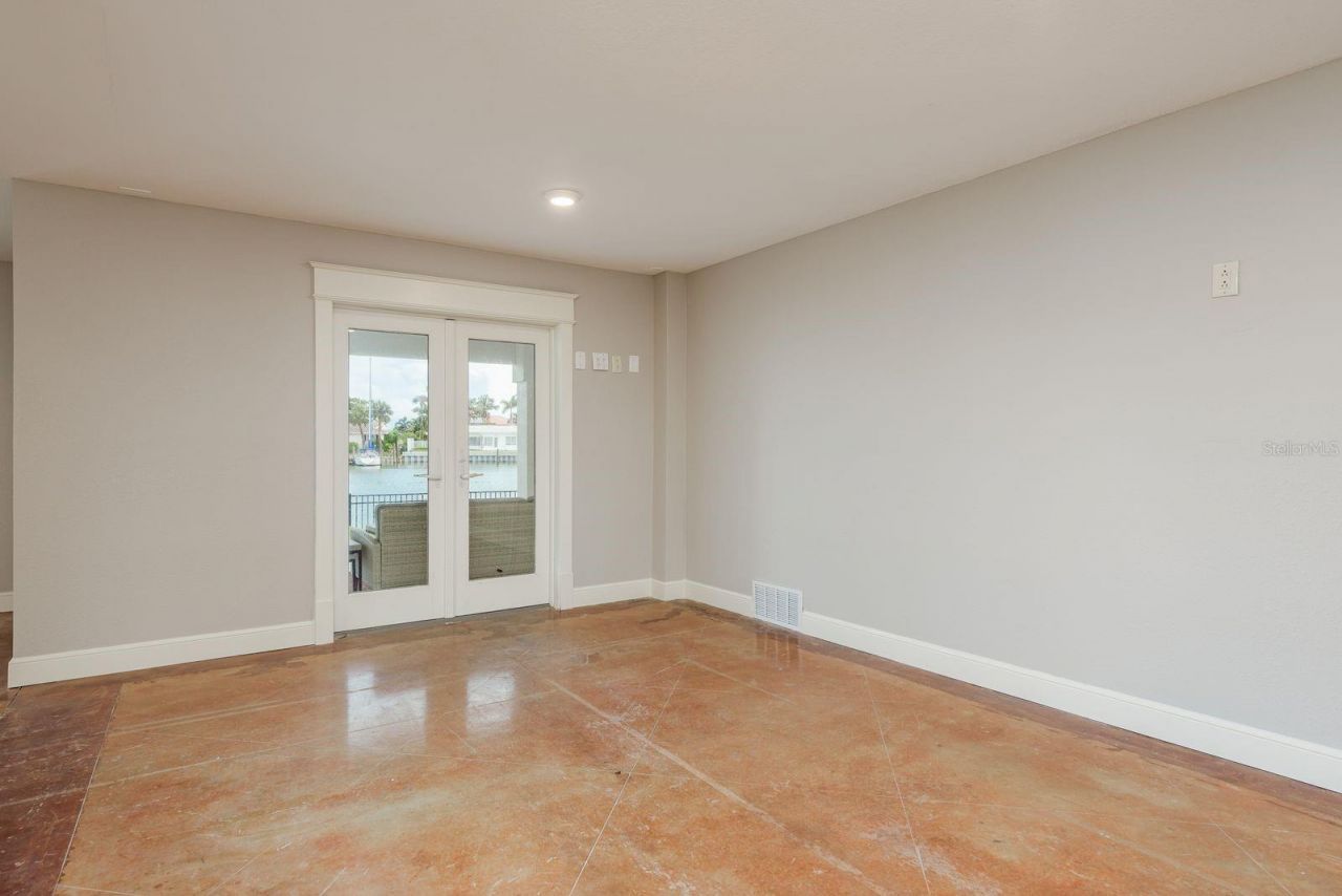 442 Midway Island, Clearwater Beach, FL 33767 Photo