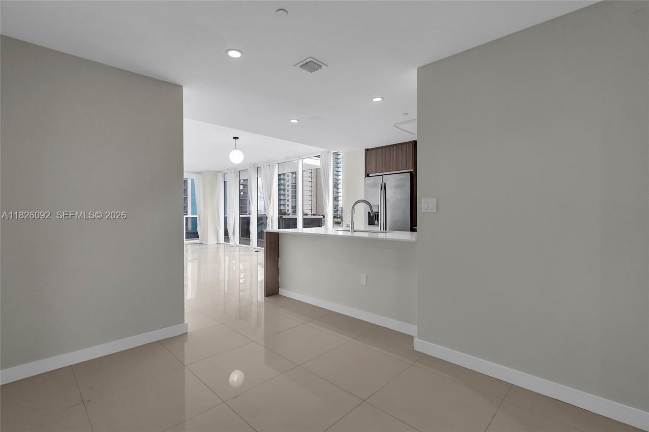 600 NE 27th St, Unit 1105, Miami, FL 33137 Photo