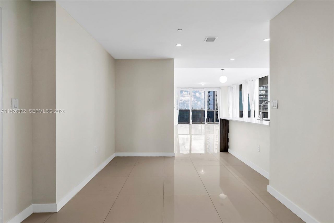 600 NE 27th St, Unit 1105, Miami, FL 33137 Photo