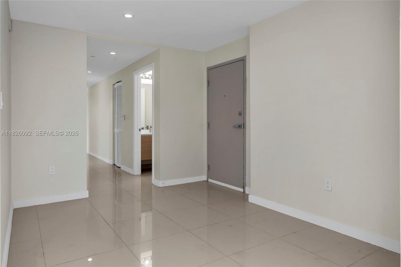 600 NE 27th St, Unit 1105, Miami, FL 33137 Photo