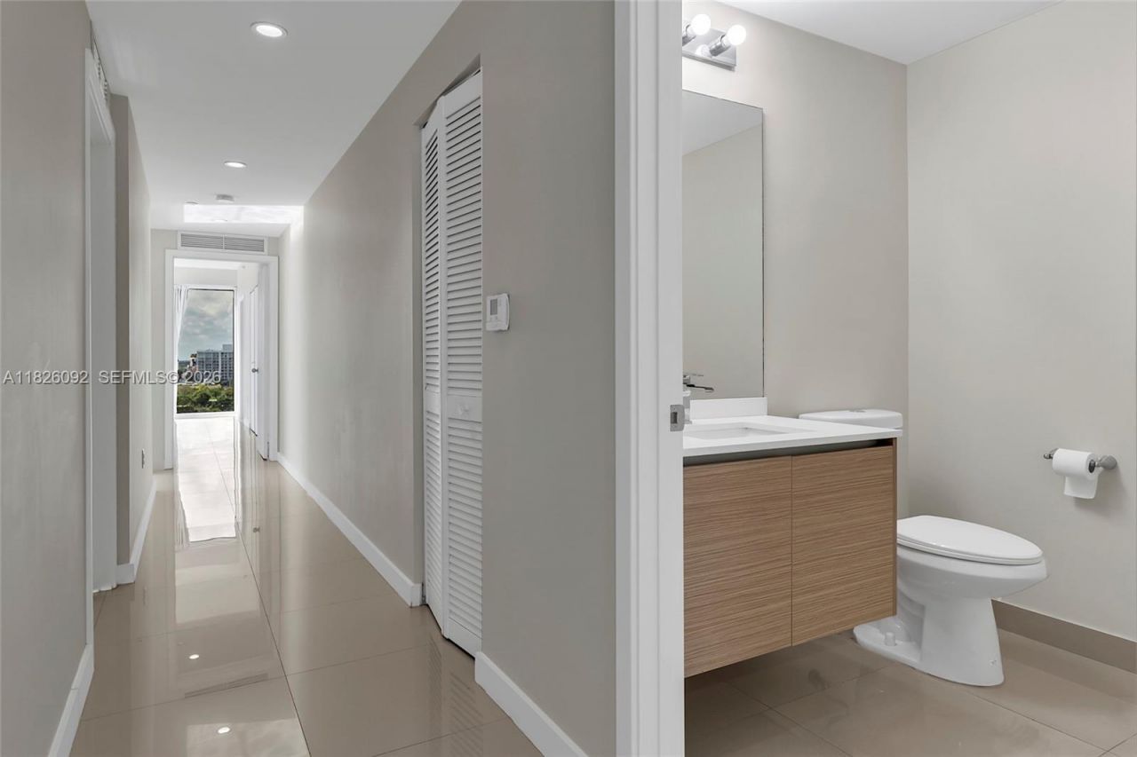 600 NE 27th St, Unit 1105, Miami, FL 33137 Photo