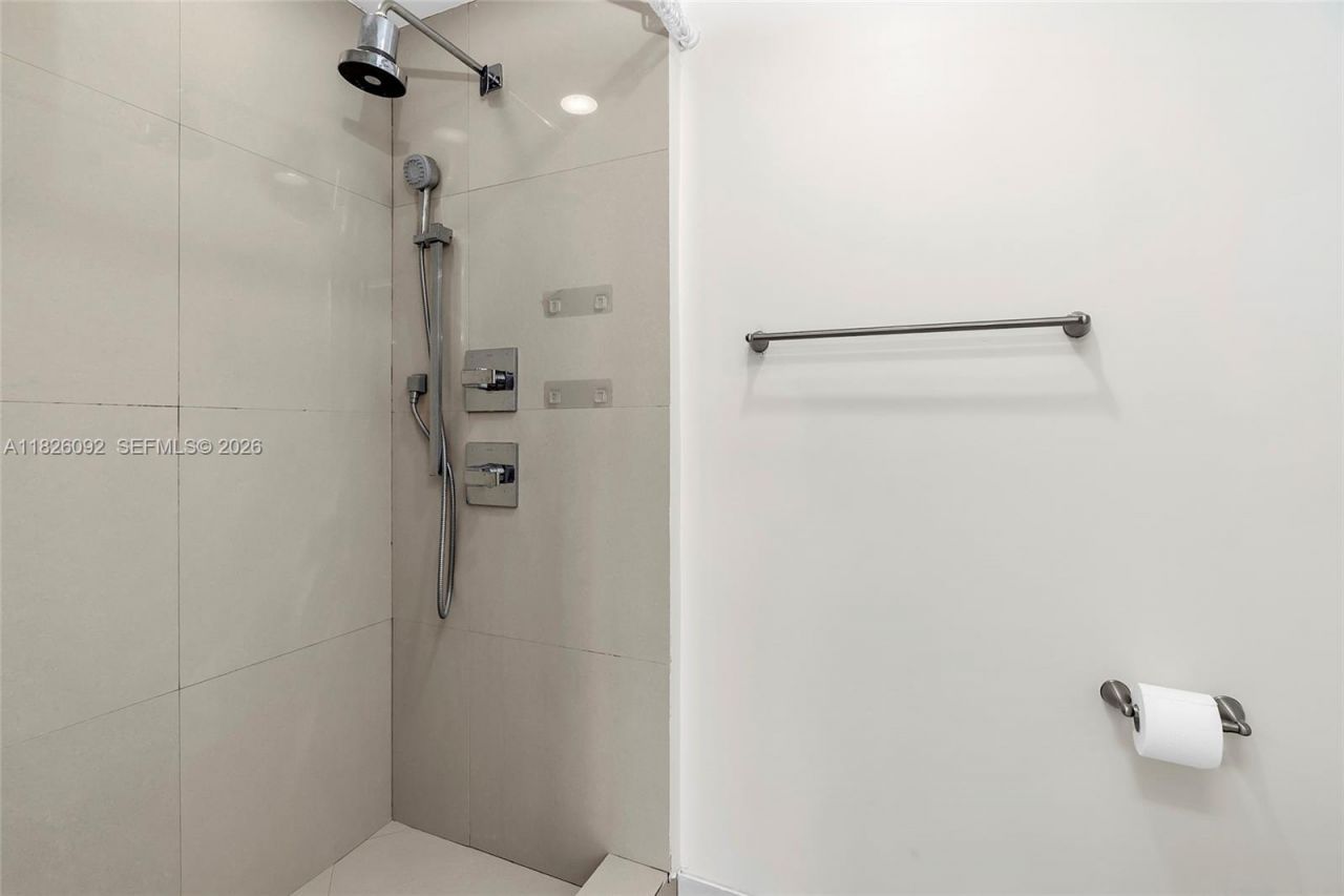 600 NE 27th St, Unit 1105, Miami, FL 33137 Photo