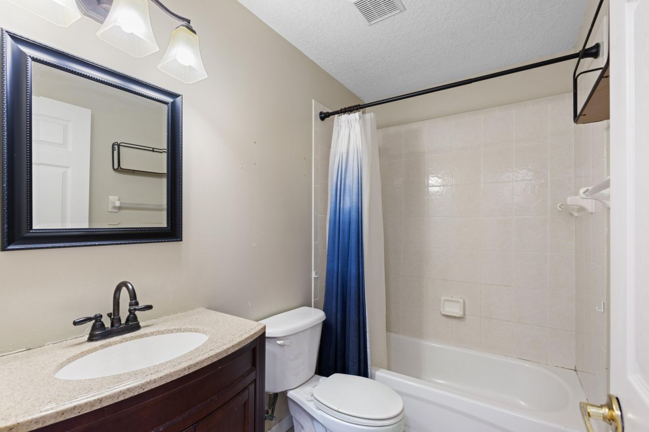 1042 SW Janette Avenue, Port Saint Lucie, FL 34953 Photo