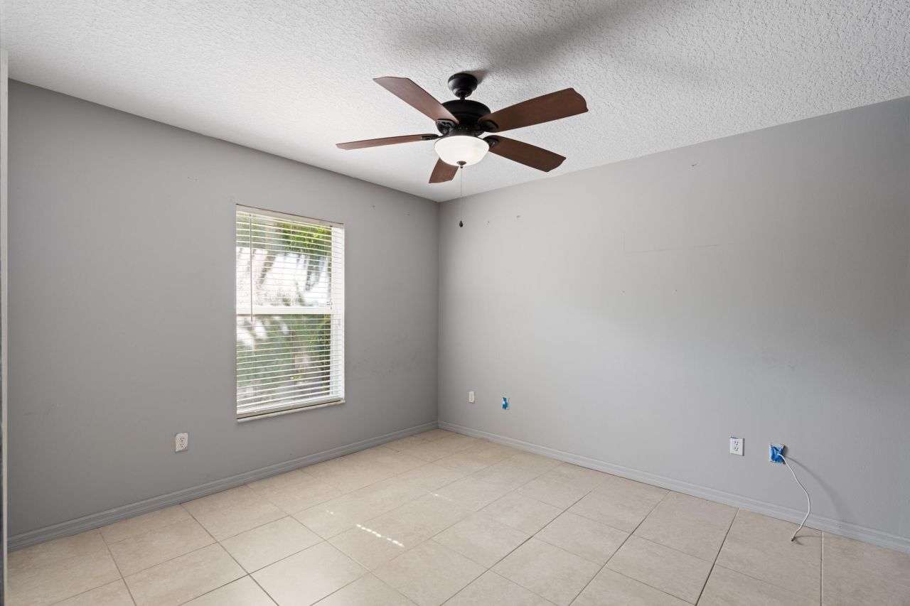 1042 SW Janette Avenue, Port Saint Lucie, FL 34953 Photo