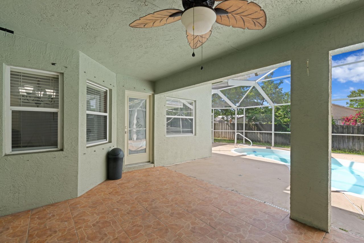 1042 SW Janette Avenue, Port Saint Lucie, FL 34953 Photo