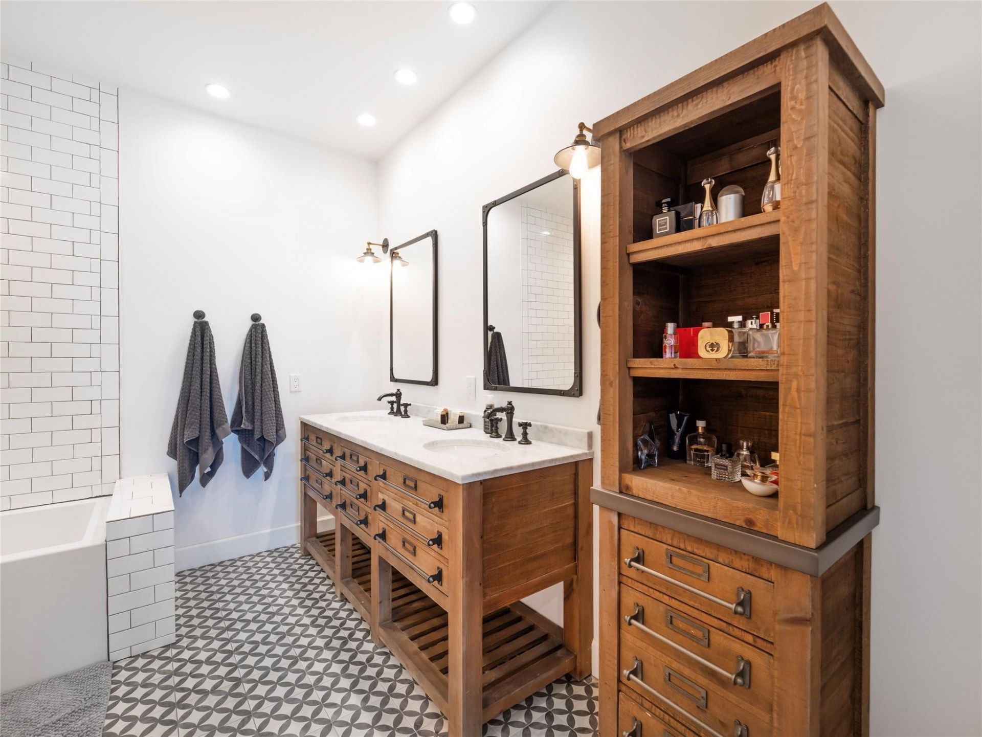 316 Bontona Avenue, Fort Lauderdale, FL 33301 Photo