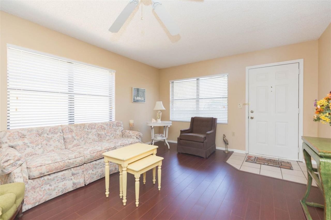 315 30th Avenue W, Unit B201, Bradenton, FL 34205 Photo