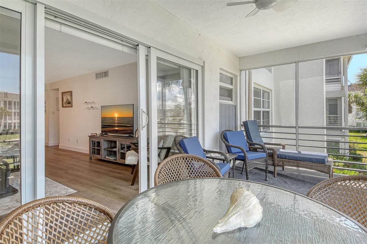 4380 Exeter Drive, Unit 204, Longboat Key, FL 34228 Photo