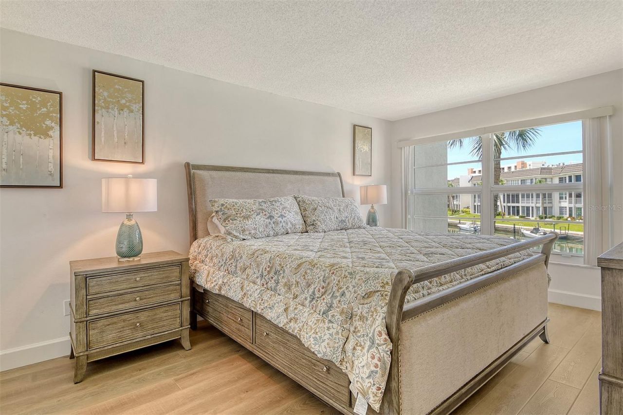 4380 Exeter Drive, Unit 204, Longboat Key, FL 34228 Photo