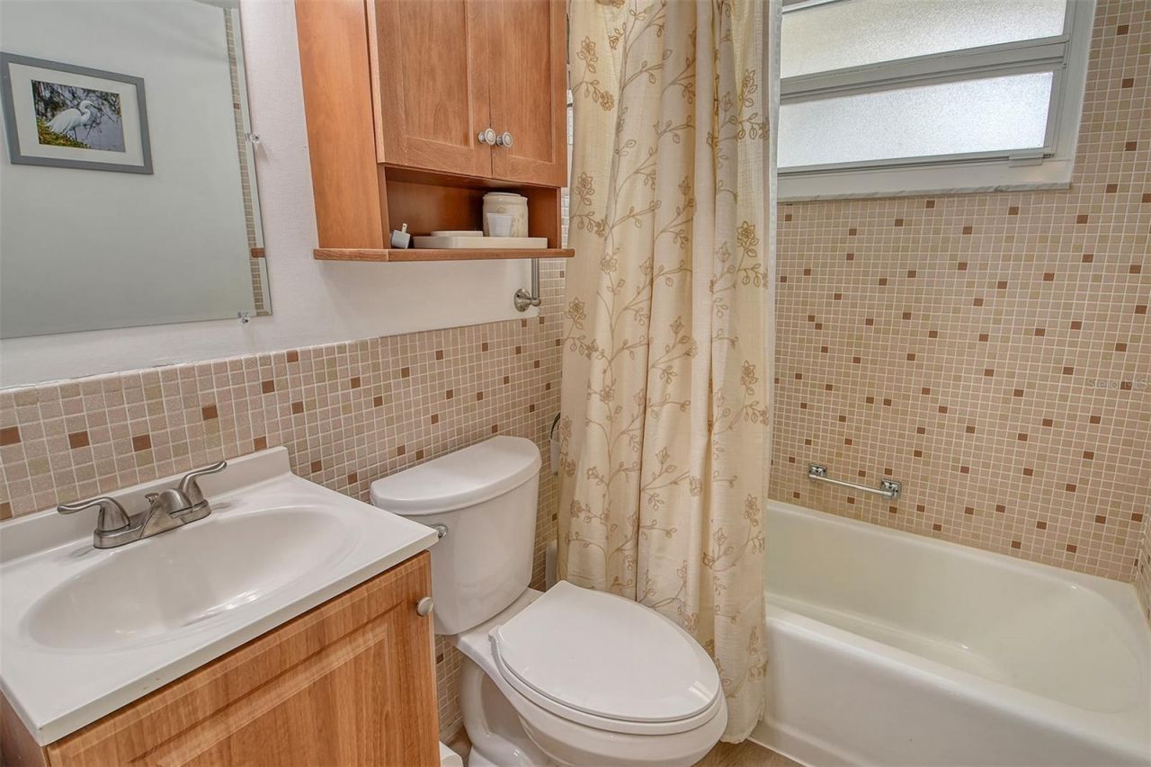 4380 Exeter Drive, Unit 204, Longboat Key, FL 34228 Photo