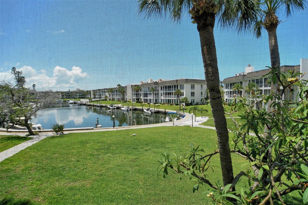 4380 Exeter Drive, Unit 204, Longboat Key, FL 34228 Photo